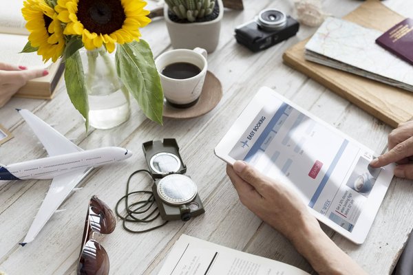 Pourquoi choisir les magazines en ligne pour suivre les actualités à travers le monde ?